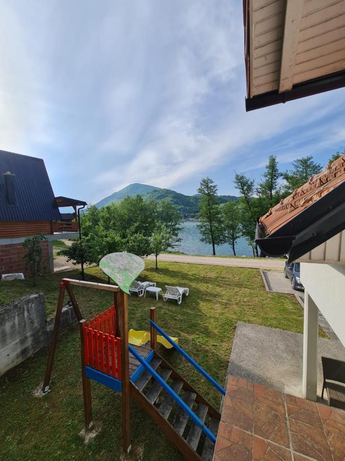Cobras Plivsko Jezero, Jajce Villa Екстериор снимка