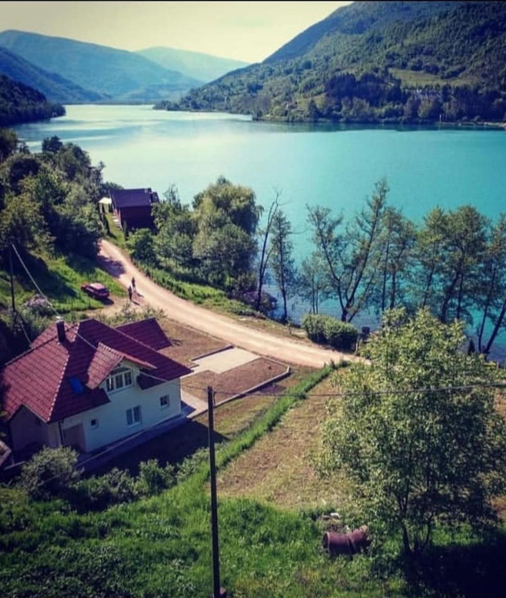 Cobras Plivsko Jezero, Jajce Villa Екстериор снимка