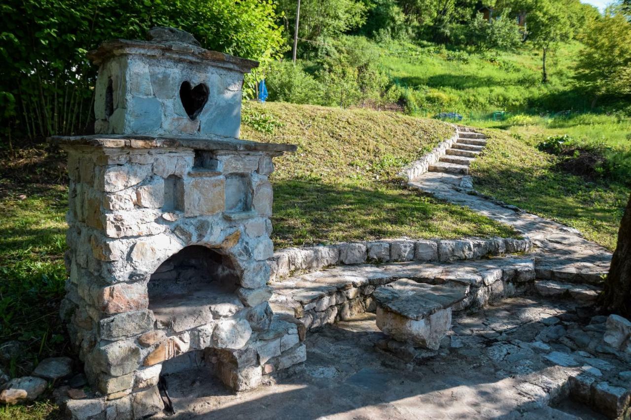 Cobras Plivsko Jezero, Jajce Villa Екстериор снимка